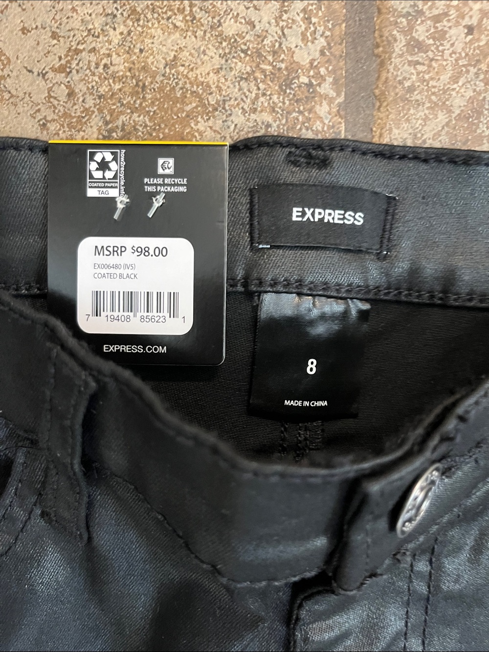 Express Women’s Black Straight-Leg Coated Skinny Jeans Size 8 NWT - Picture 3 of 8
